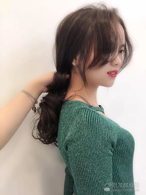30岁女生的革命性护发指南 让每一缕发丝都焕发自信光彩